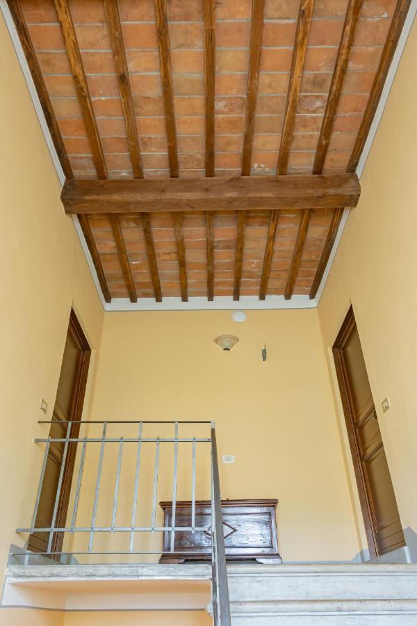 Agriturismo La Valle Della Lavanda - Podere Mezzastrada Fauglia ภายนอก รูปภาพ